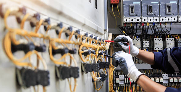 Professional Electrician technician working in Palm Springs, CA